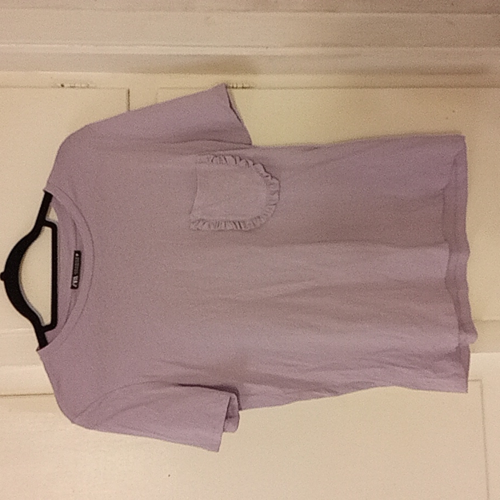 Zara violet t-shirt with front pocket size M